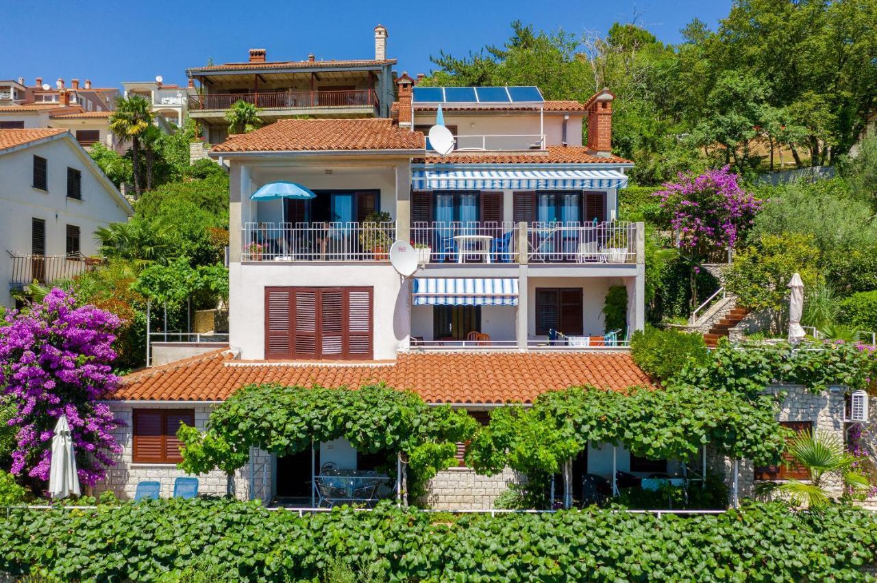 Apartments Mandica Rabac Exterior foto
