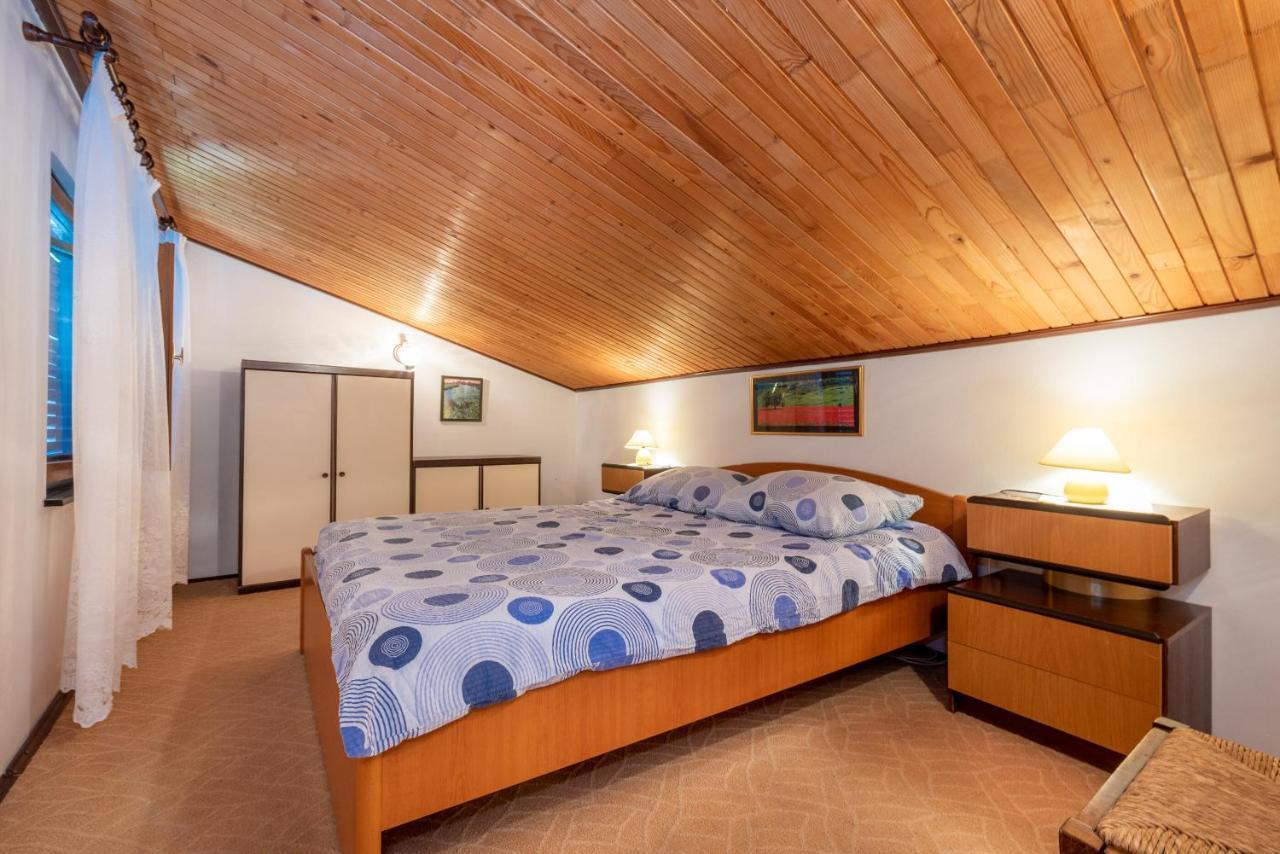 Apartments Mandica Rabac Exterior foto